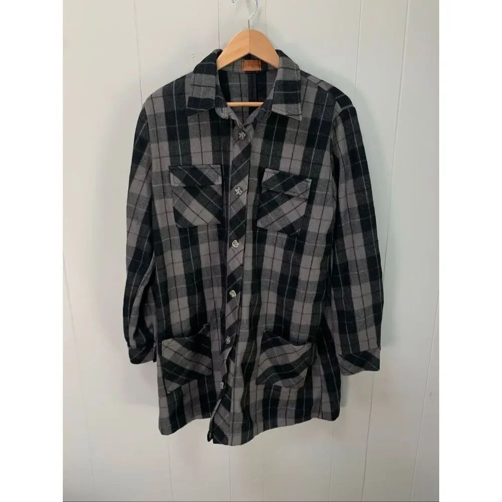 POL long-sleeve gray and black flannel button-up shirt/dress Medium